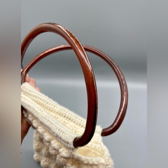 Vintage Ivory Cream Crochet Knit Handbag - Picture 2 of 12